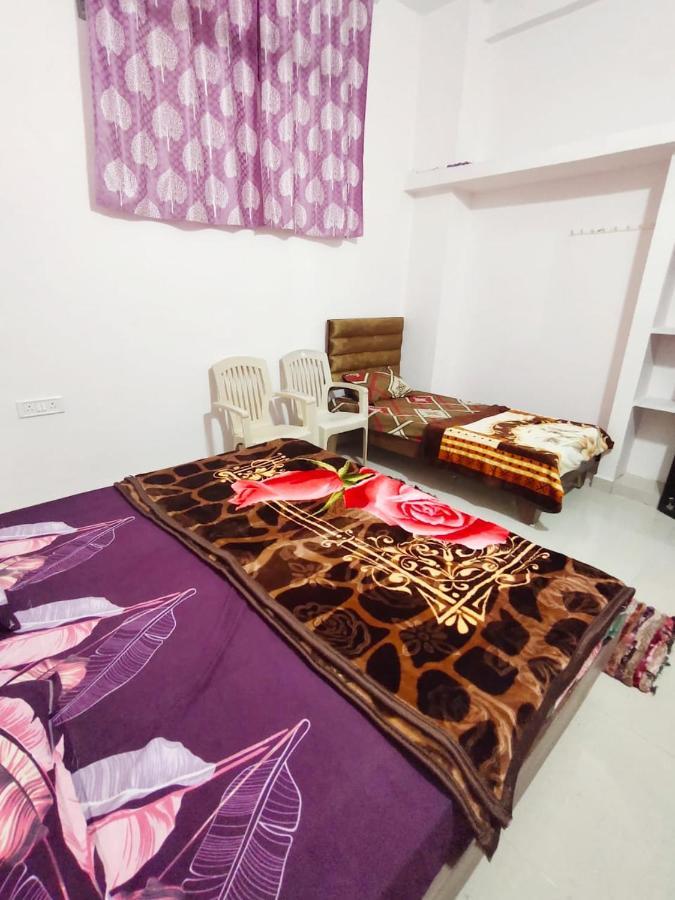 Deviksha Home Stay Ujjain Exterior photo